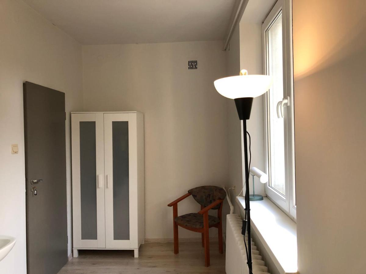 Village 2 Hel- ośrodek wśród sosen Zewnętrze zdjęcie