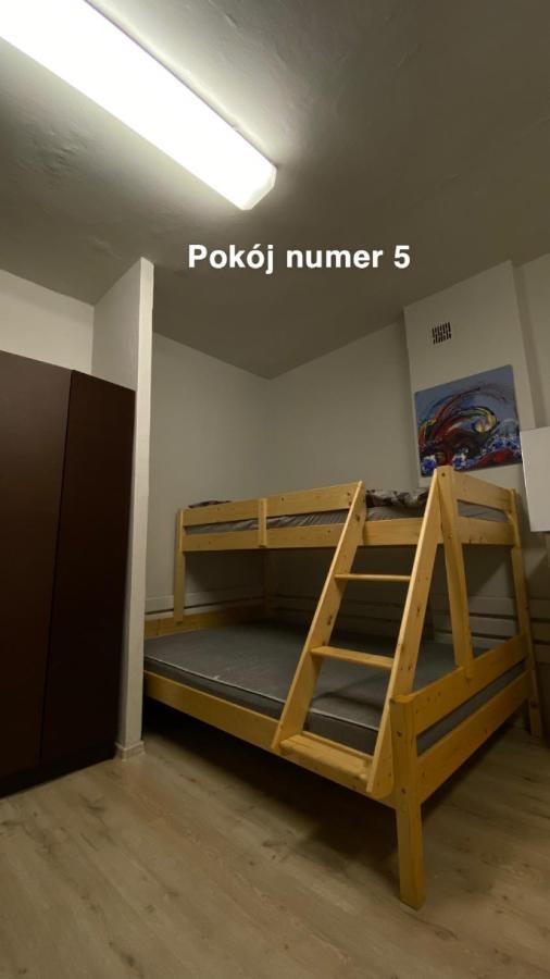 Village 2 Hel- ośrodek wśród sosen Zewnętrze zdjęcie
